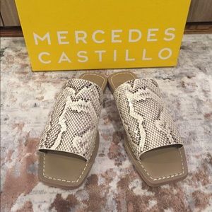 MERCEDES CASTILLO Benita Sandal